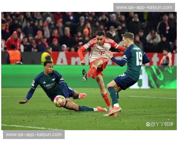 绿茵之巅的权杖之争：拜仁与巴黎的终极博弈，谁才是欧冠真王？